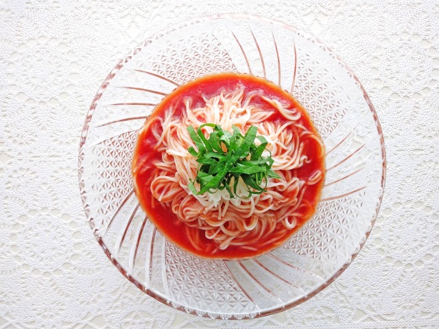 そうめんアレンジ　トマトジュース