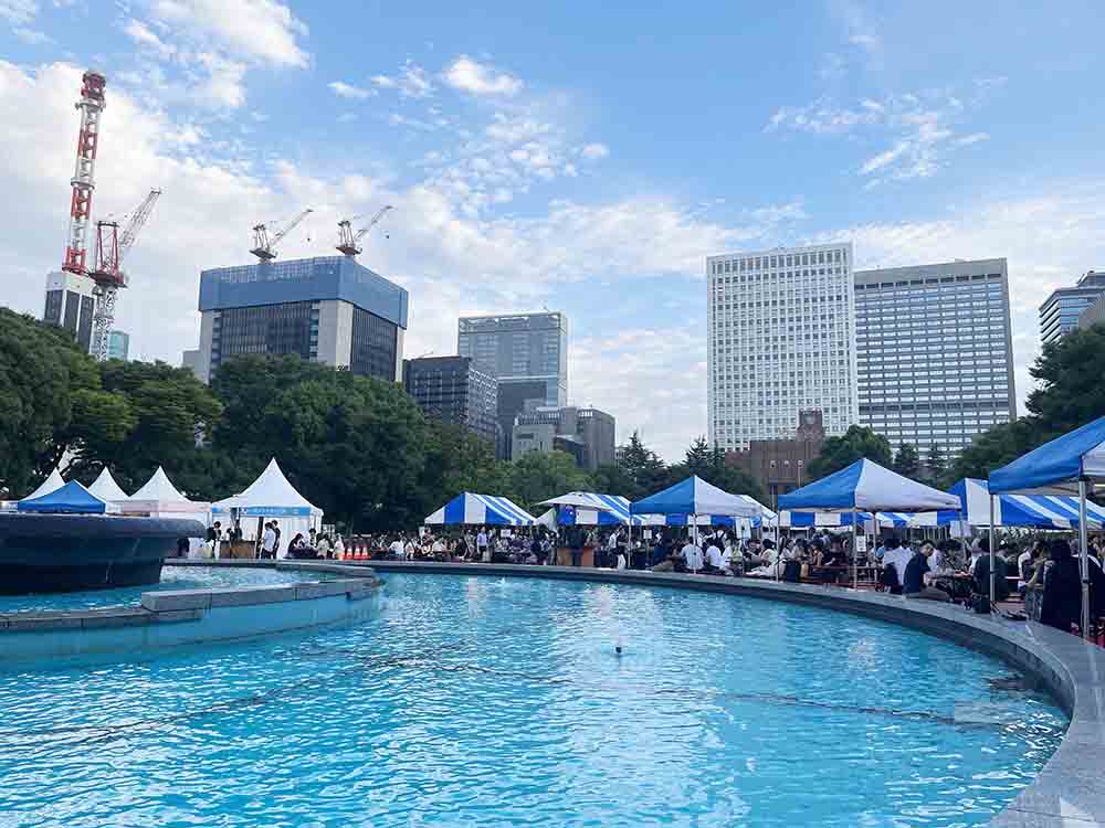 噴水公園のゲート