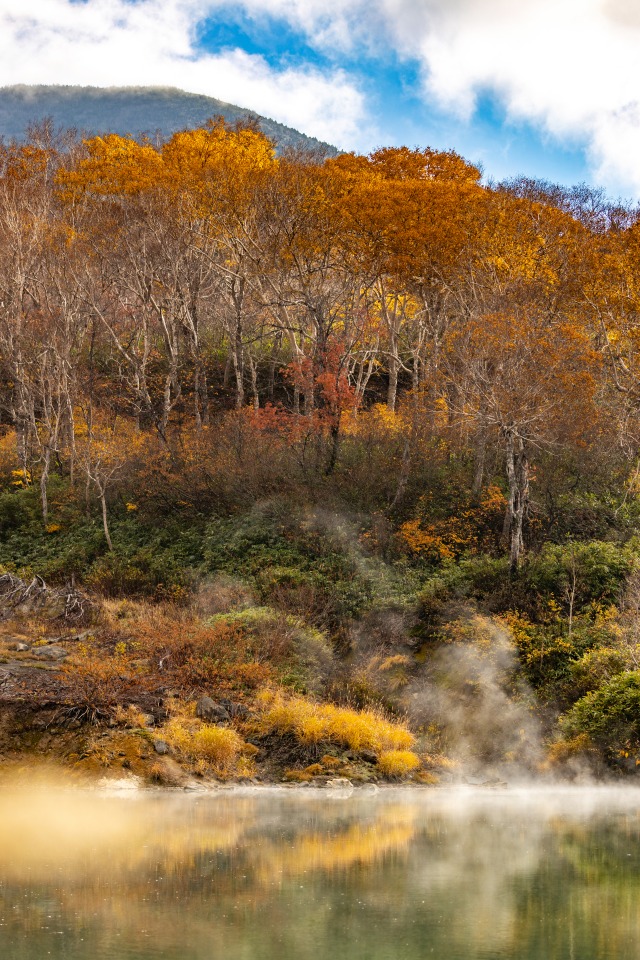 地獄沼の紅葉