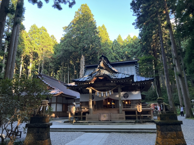 御岩神社