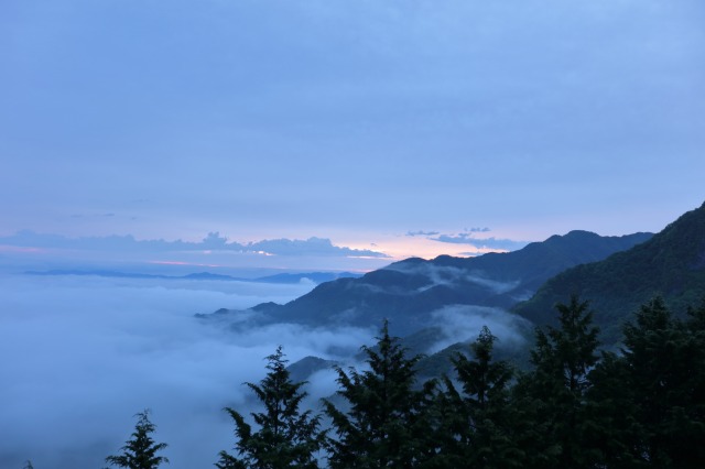 埼玉県秩父市　雲海　絶景