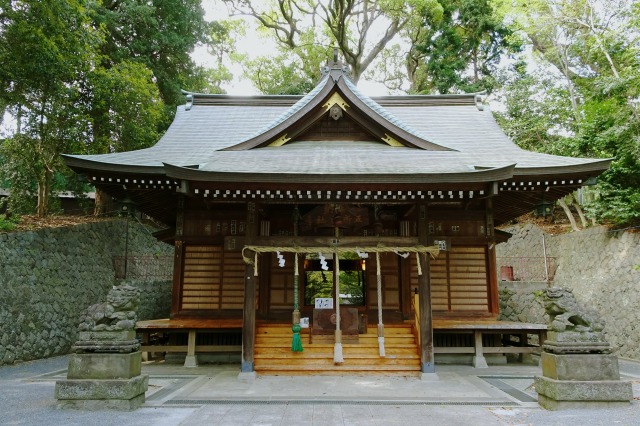 源頼朝が勝利祈願した五所神社の神殿／日本神奈川県湯河原町