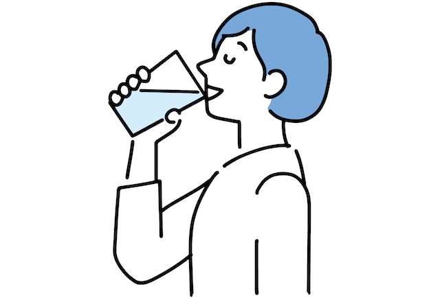 水分を飲む女性のイラスト