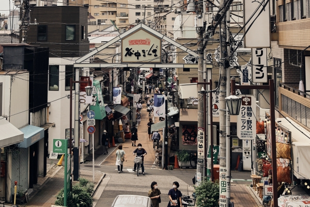 谷中ぎんざ 夕やけだんだんからの景色