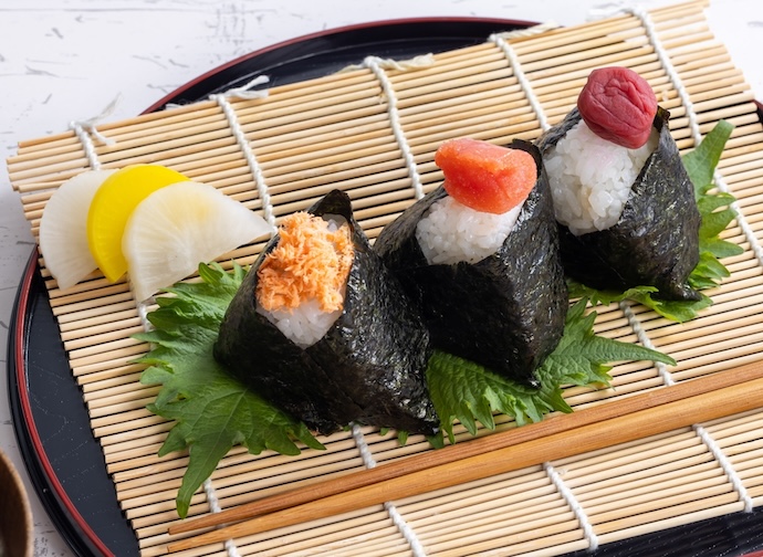 3種類のおにぎりとお漬物