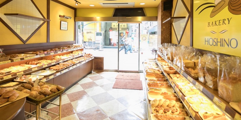 ベーカリーホシノの店内