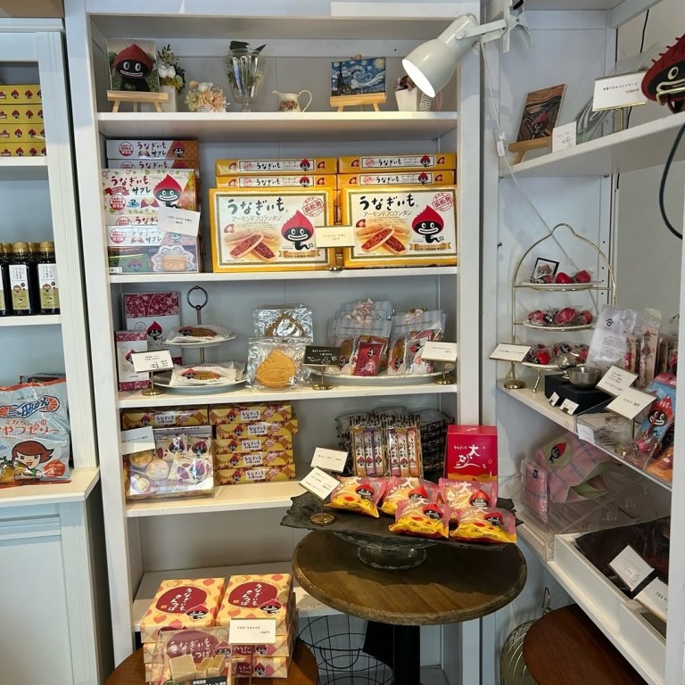 うなぎいもストア inTOKYOの店内