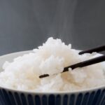 電子レンジを使ったごはんの炊き方｜種類別解説と失敗しないコツ