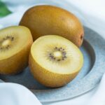 【医師監修】キウイの美容効果まとめ|栄養・種類の違い・食べる時間と食べ方のポイント