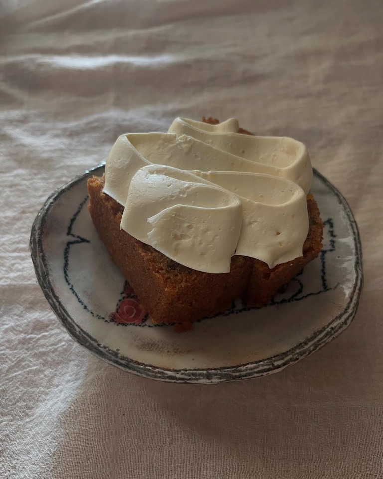 Le Ressort（ル･ルソール）のキャロットケーキ　商品画像