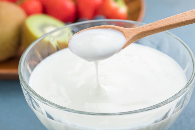 とろっとなめらかなヨーグルト　カスピ海ヨーグルト