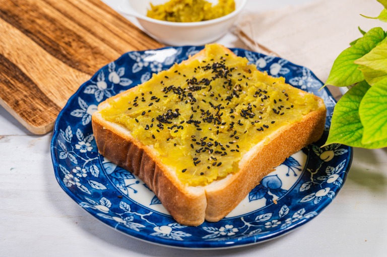 焼き芋トースト　さつまいも餡