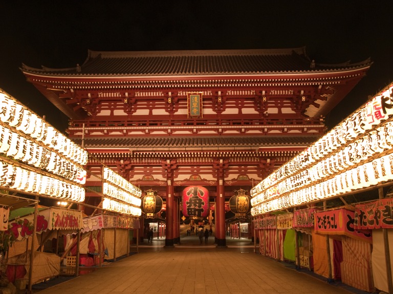夜の浅草寺　屋台