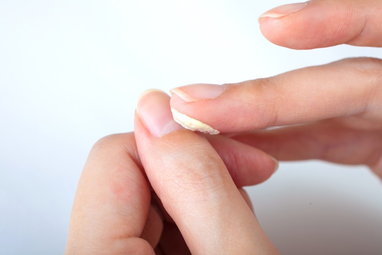 ネイルケア　保湿