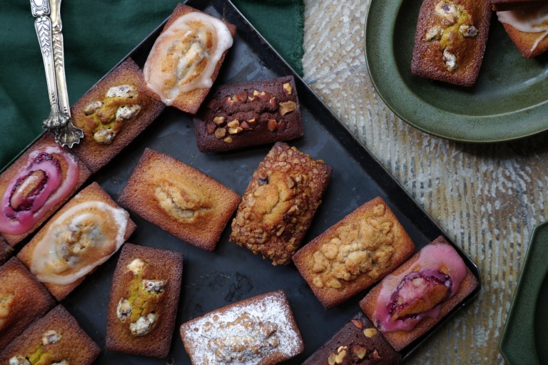 Brick bake bakers by Pâtisserie easeのフィナンシェ