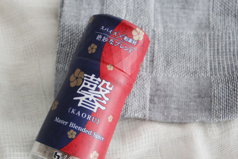 馨（かおる）Master Blended Spice　商品パッケージ