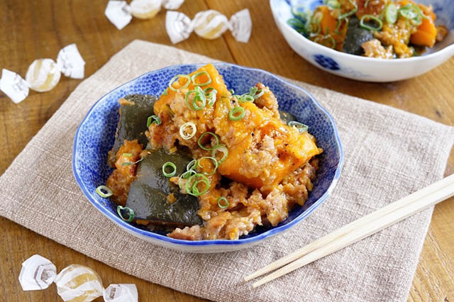 カンロ飴_かぼちゃのうま塩バターそぼろ煮
