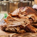 プルドポークとは？家庭でも作れるアメリカ生まれの絶品豚肉料理｜東京のおすすめ店舗も紹介！