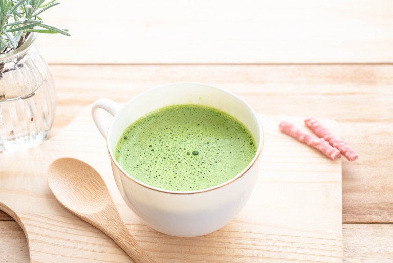 抹茶ラテ　抹茶のホットドリンクイメージ