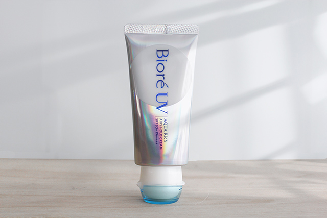 ビオレ 呼吸感ベールUV