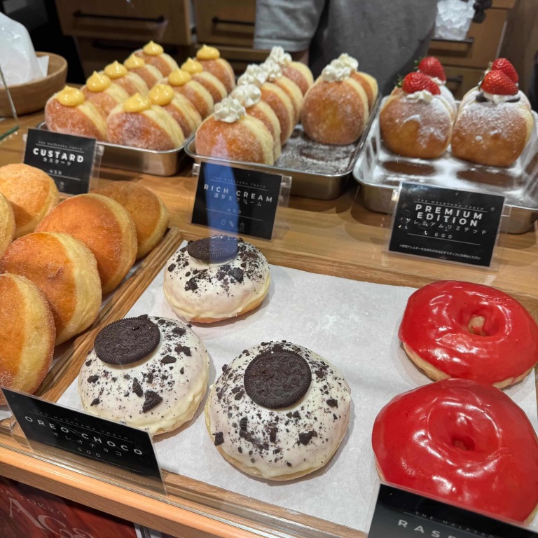 THE MALASADA TOKYOのショーウィンドウ