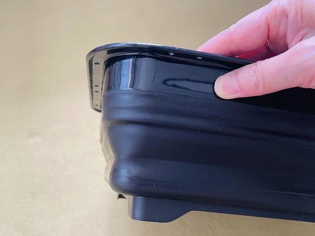 ダイソー　折りたためる水切りかご　高さは約10cm