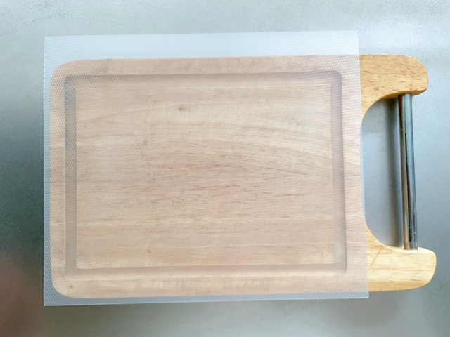 ダイソー 切れてるまな板シート まな板にのせるだけ