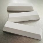 ダイソーの珪藻土スティックが便利すぎる！入れておくだけで湿気対策に