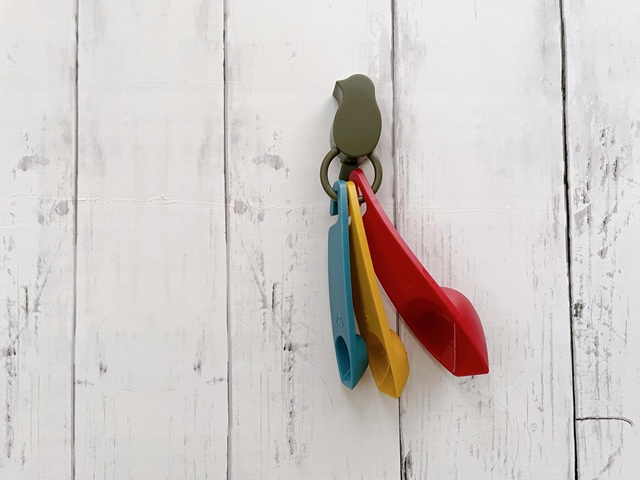 ダイソー　軽量スプーン　マグネット付