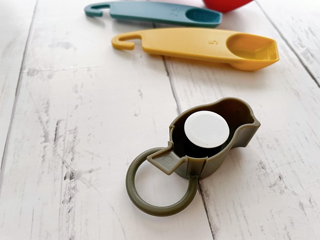 ダイソー　軽量スプーン　マグネット付　