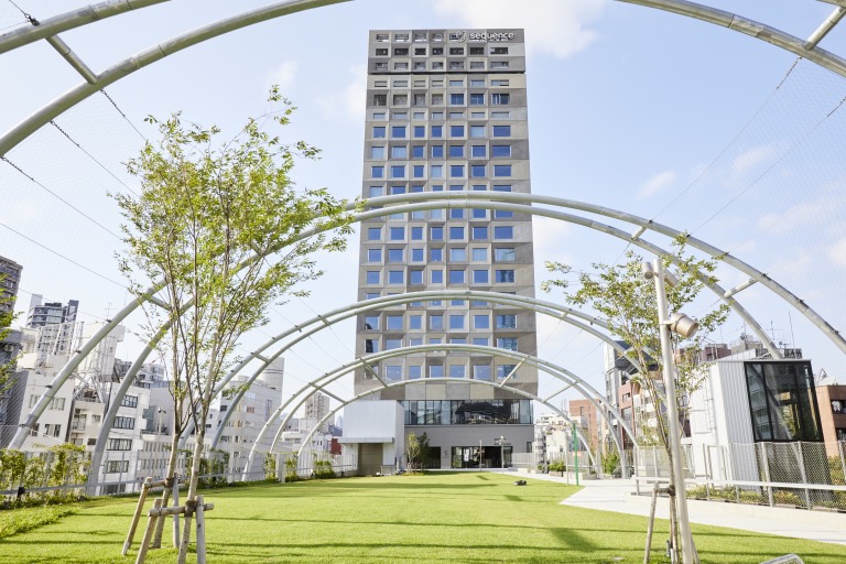 MIYASHITA PARK 渋谷区立宮下公園