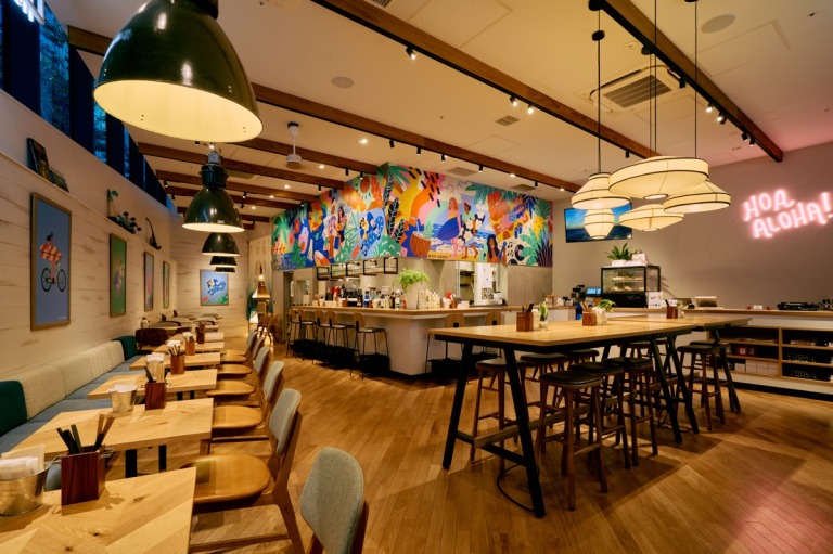 haleʼaina HOAの店内