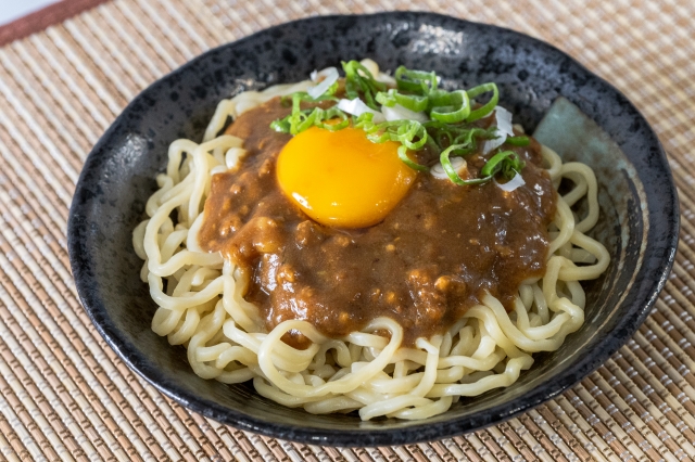 レトルトカレーを使ったカレーラーメンイメージ