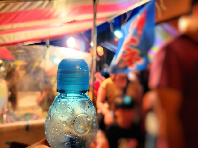 夏祭り屋台のイメージ ラムネ