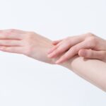 【医師監修】手はなぜ日焼けしやすい？原因やアフターケア・おすすめ紫外線対策を解説