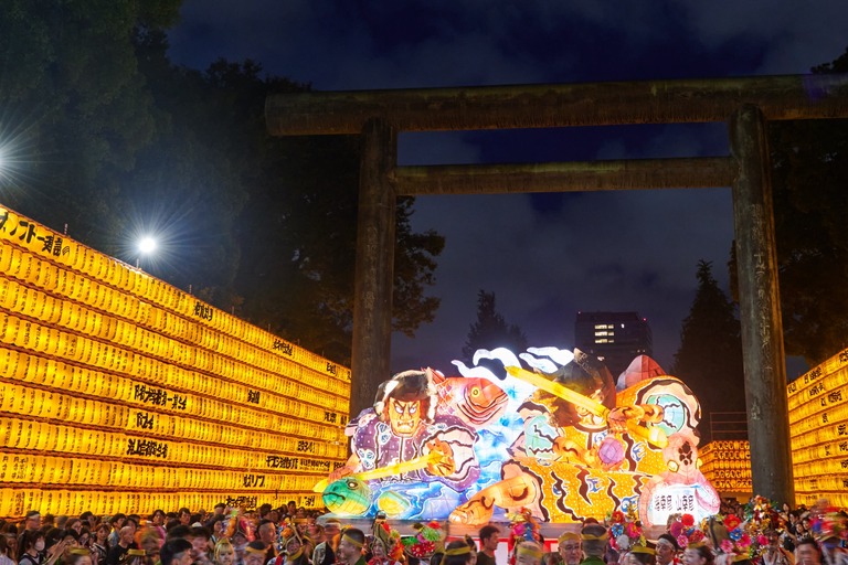 靖國神社　みたままつり