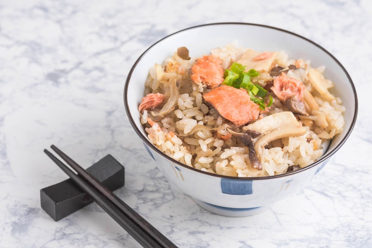鮭と舞茸の炊込み御飯