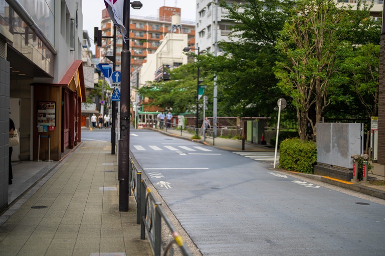 東京都目黒区にある中目黒駅周辺の風景